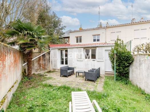 Immeuble à vendre 327 000 € Gare-Saint Michel Les Sables-d'Olonne 85100