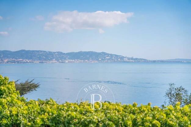 Maison à vendre - Neuf 4 250 000 € 6 pièces 5 chambres 238 m² Théoule-sur-Mer 06590