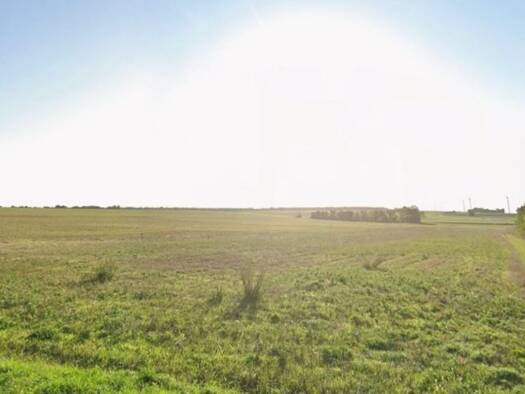 Terrain constructible à vendre 52 000 € 325 m² de terrain Courçon 17170