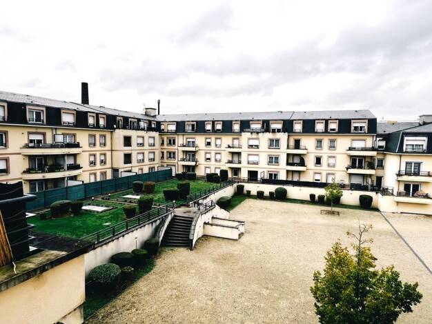 Appartement à vendre 179 900 € 3 pièces 2 chambres 69 m² Étage 2/3 Vieux Persan Persan 95340