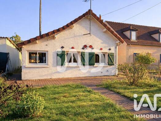 Maison de plain-pied à vendre 193 000 € 3 pièces 1 chambre 61 m² 545 m² de terrain Saint-Mammès 77670