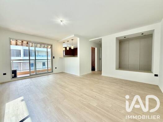 Appartement à vendre 495 000 € 4 pièces 3 chambres 77,2 m² 2ème étage Vernier Nice 06000