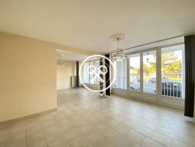 Appartement à louer 795 € 4 pièces 2 chambres 83 m² RDC/5 Troyes 10000