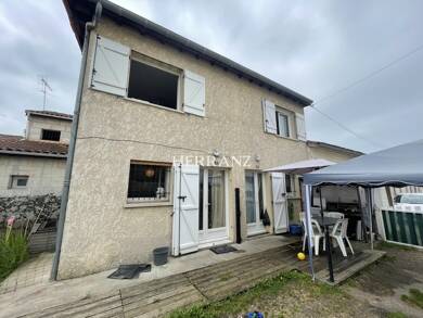 Maison à vendre 212 000 € 4 pièces 2 chambres 108 m² 225 m² de terrain Charruauds le Pintey Libourne 33500