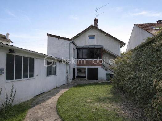Maison à vendre 269 000 € 4 pièces 3 chambres 95 m² 1 286 m² de terrain La Ferté-Alais 91590