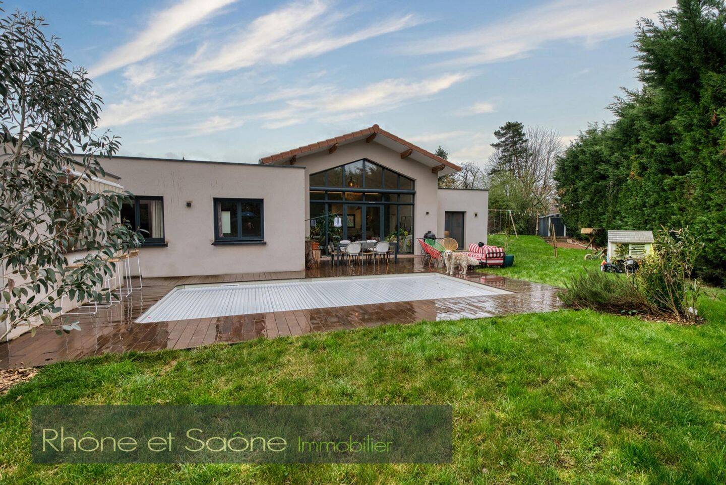 Maison à vendre, 203m², LA TOUR DE SALVAGNY