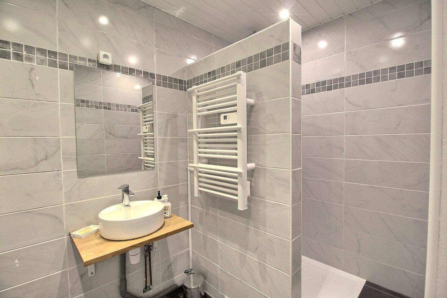 Maison à louer, 9m², MONTIGNY LE BRETONNEUX