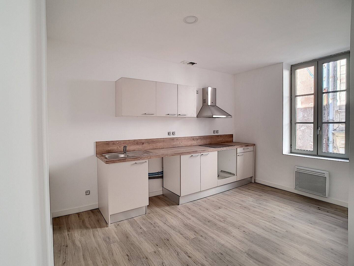 Maison à louer, 94m², BEZIERS