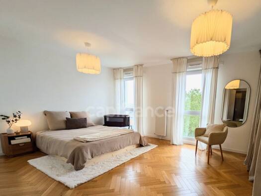 Appartement à vendre 399 000 € 5 pièces 3 chambres 95 m² Étage 5/6 Agriculture Sud Bezons 95870