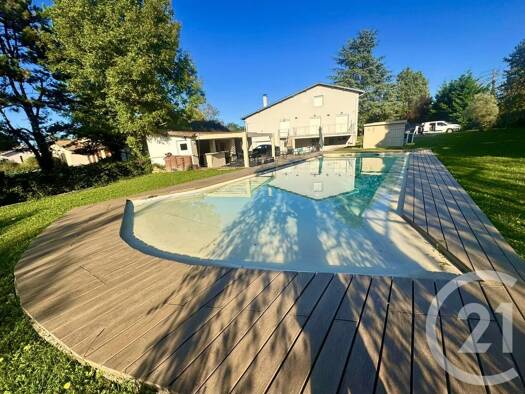 Maison à louer 3 500 € 6 pièces 4 chambres 296 m² 2 000 m² de terrain Dommartin 69380