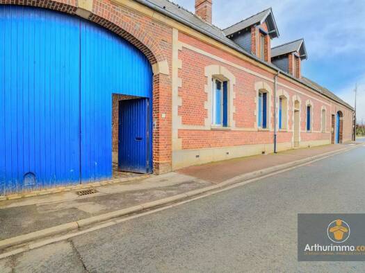 Immeuble à vendre 355 000 € 325 m² Ribécourt-Dreslincourt 60170