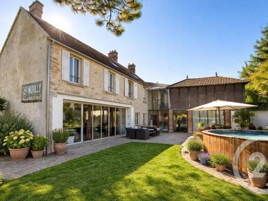 Maison à vendre 449 500 € 9 pièces 5 chambres 220 m² 965 m² de terrain Avernes 95450