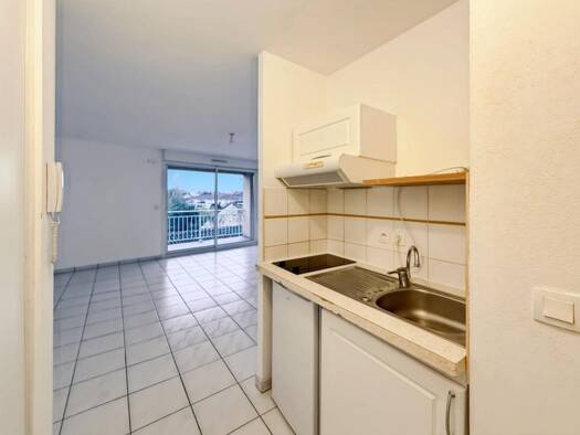 Appartement à louer 430 € 1 pièce 34 m² 3ème étage Bourg Neuf Mont-de-Marsan 40000