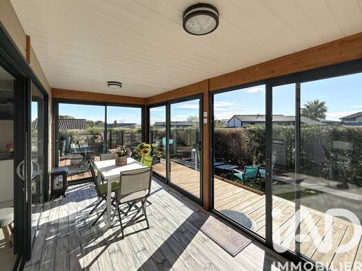 Maison à vendre 276 000 € 4 pièces 2 chambres 75 m² 427 m² de terrain Pomérols 34810