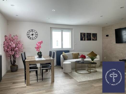 Maison à vendre 377 000 € 6 pièces 4 chambres 177 m² Damprichard 25450