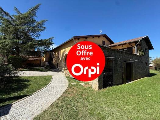 Maison à vendre 625 000 € 6 pièces 5 chambres 240 m² 1 848 m² de terrain Châtillon 69380