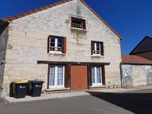 Maison à louer 515 € 3 pièces 2 chambres 53 m² Pougues-les-Eaux 58320