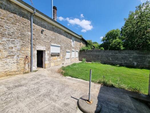 Maison à vendre 136 500 € 4 pièces 2 chambres 145 m² Cernion 08260