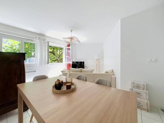 Appartement à vendre 155 000 € 2 pièces 1 chambre 50,43 m² Étage 2/4 Championnet-Caserne de Bonne Grenoble 38000