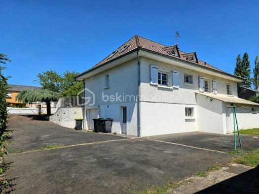 Maison à vendre 204 000 € 6 pièces 5 chambres 177 m² 1 024 m² de terrain Gibjoncs Bourges 18000