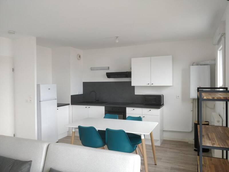 Maison à louer, 42m², INGRE