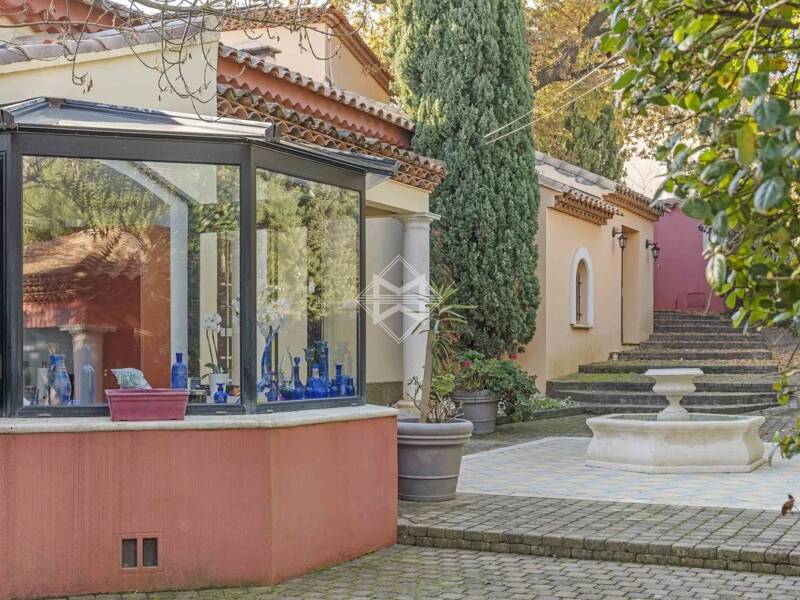 Maison à vendre, 300m², TOULON