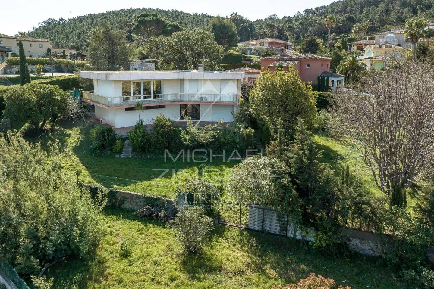 Maison à vendre, 420m², THEOULE SUR MER