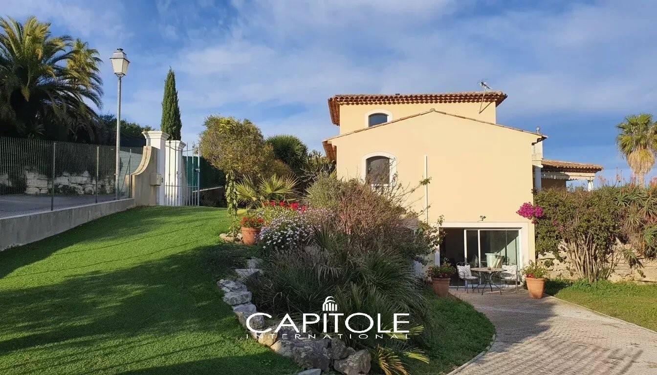 Maison à vendre, 122m², ANTIBES