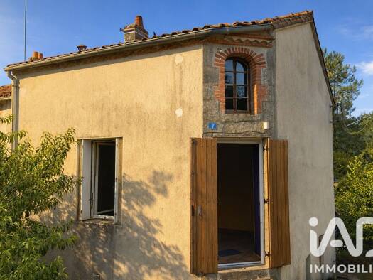 Maison à vendre 179 000 € 4 pièces 3 chambres 112 m² 317 m² de terrain Les Epesses 85590