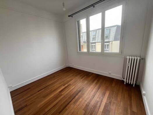 Appartement à louer 1 650 € 3 pièces 2 chambres 59 m² Étage 3/6 Clos Montholon Vanves 92170
