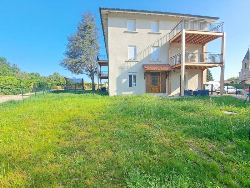 Maison à louer, 62m², SAINT SIMEON DE BRESSIEUX
