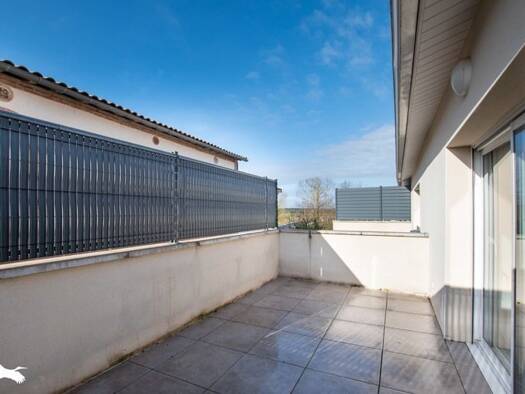 Appartement à vendre 162 000 € 3 pièces 2 chambres 65 m² Étage 1/1 Labastidette 31600