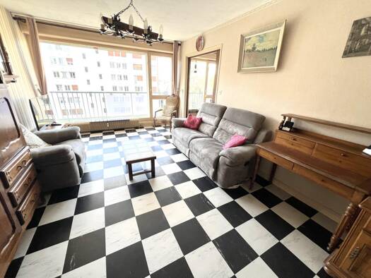 Appartement à vendre 168 500 € 3 pièces 2 chambres 73 m² 3ème étage Valenciennes 59300