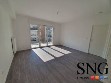 Appartement à louer 555 € 2 pièces 1 chambre 43,5 m² 2ème étage Centre Ancien Lucé 28110
