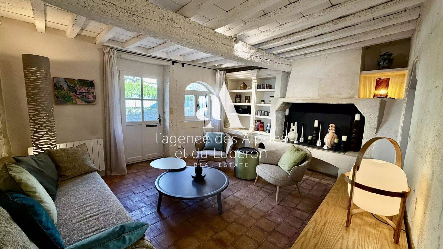 Maison à vendre, 110m², MAUSSANE LES ALPILLES