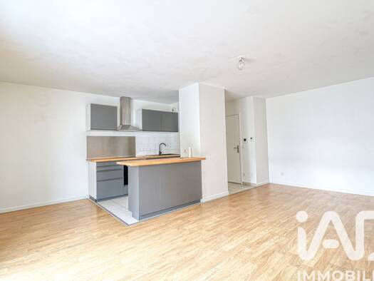 Appartement à vendre 205 000 € 3 pièces 2 chambres 75,3 m² Étage 1/4 Centre Ville-mail-Golf-Epluches-Pt Petit Saint-Ouen-l'Aumône 95310