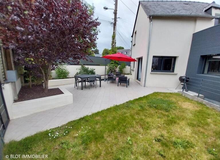 Maison à vendre 468 000 € 5 pièces 3<br/>chambres 121 m²<br/>superficie 439 m²<br/>terrain Dinan 22100