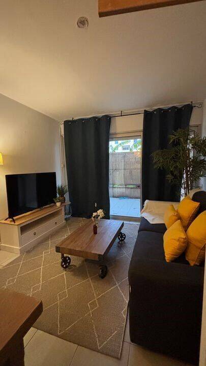 Maison à louer, 27m², CANNES