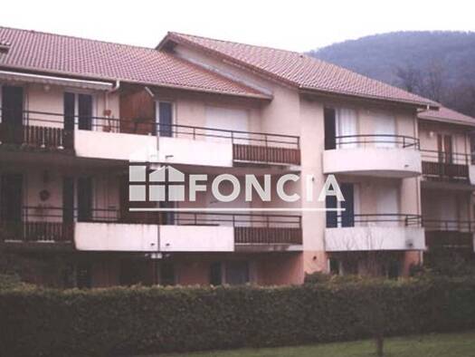 Appartement à louer 717 € 2 pièces 1 chambre 46,35 m² RDC/2 Fontanil-Cornillon 38120