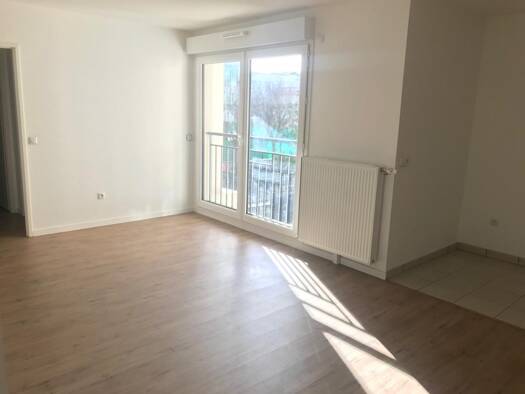 Appartement à louer 1 193 € 2 pièces 1 chambre 51 m² Étage 1/5 Plaine Clamart 92140
