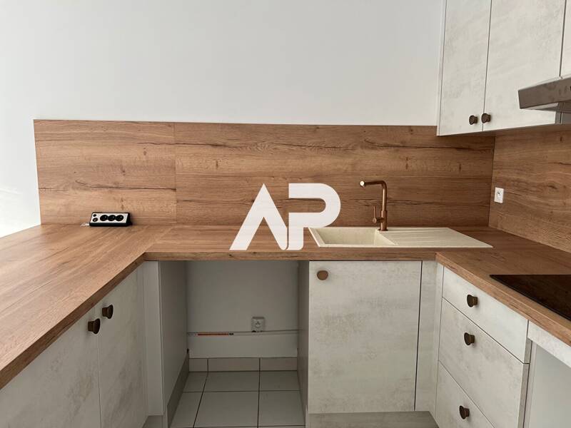 Maison à louer, 47m², SAINT BRICE SOUS FORET