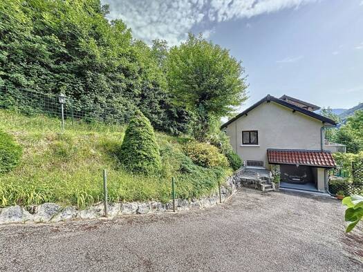 Maison à vendre 330 000 € 5 pièces 4 chambres 226 m² 1 050 m² de terrain Engins 38360