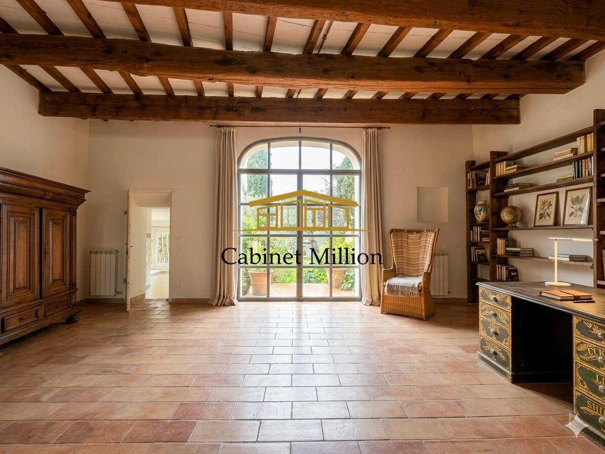 Maison à vendre, 155m², VIC LA GARDIOLE