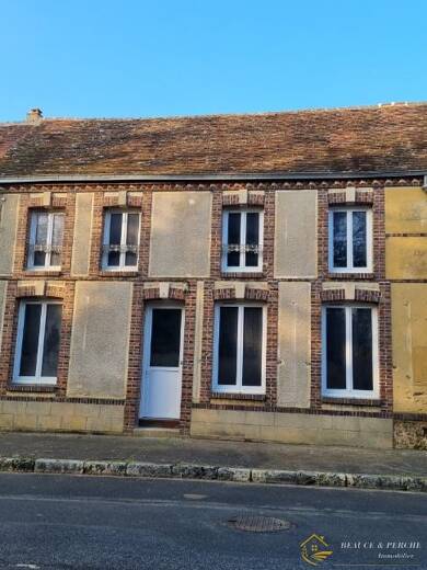 Maison à vendre 59 000 € 1 pièce 1 chambre 95 m² 66 m² de terrain Illiers Combray 28120