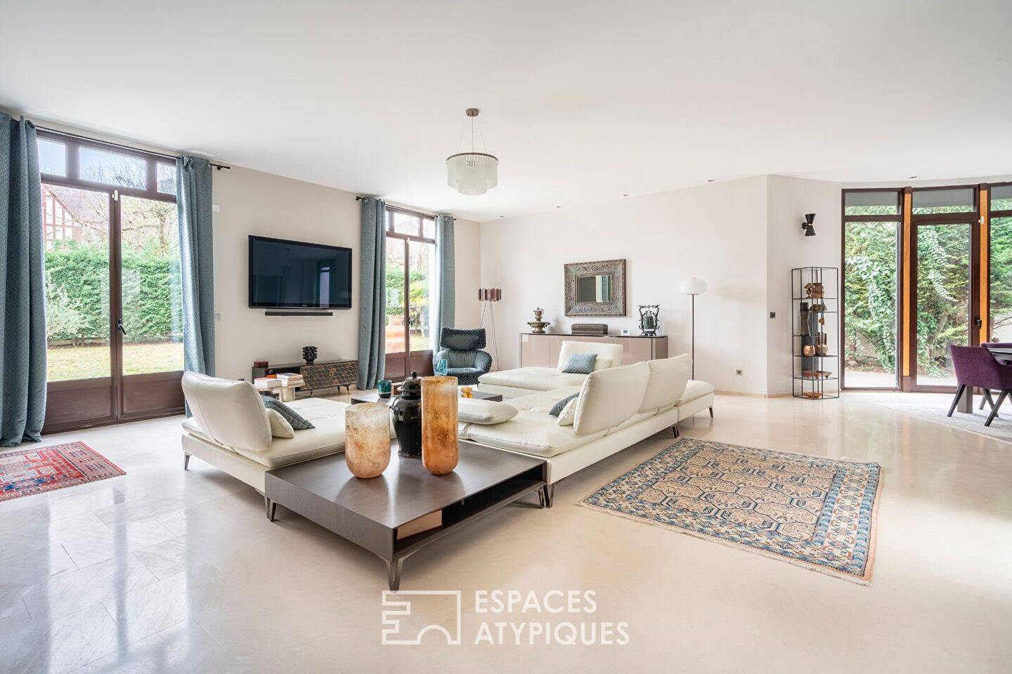 Maison à vendre, 350m², SAINT MAUR DES FOSSES