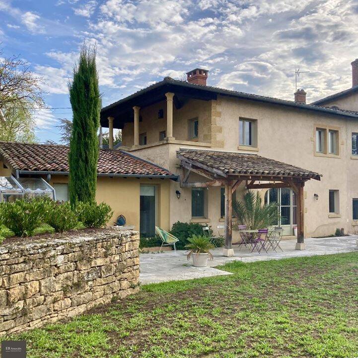 Maison à louer, 250m², SAINT CYR AU MONT D'OR