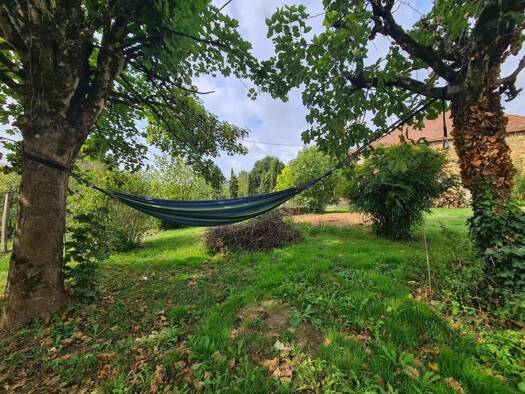 Ferme à vendre 274 000 € 8 pièces 4 chambres 176 m² 2 000 m² de terrain Beauronne 24400