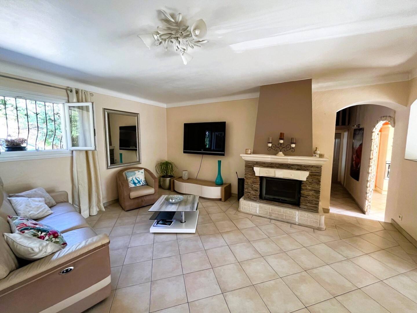 Maison à vendre, 135m², LA CROIX VALMER