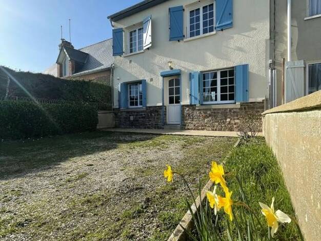 Maison à vendre 243 000 € 3 pièces 2 chambres 82,6 m² 256 m² de terrain Sainte-Mère-Église 50480