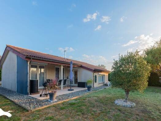 Maison de plain-pied à vendre 260 000 € 5 pièces 4 chambres 120 m² 625 m² de terrain Lombez 32220